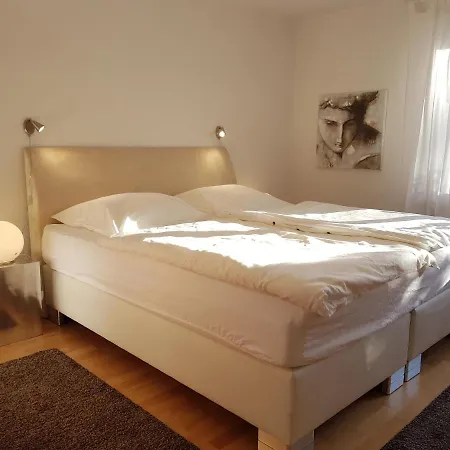 Am Wald Apartment *